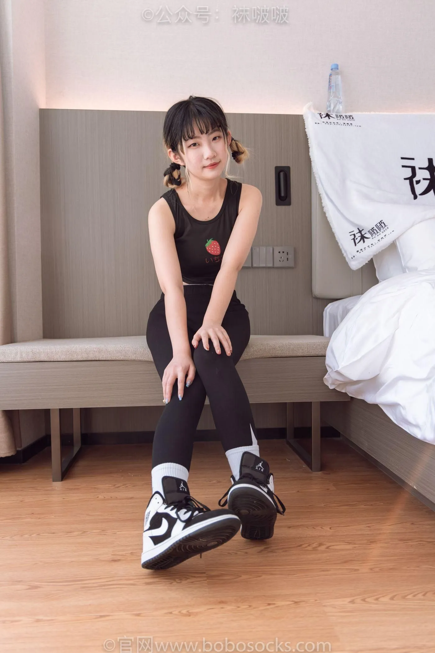 [BoBoSocks袜啵啵]NO.059 砂糖-AJ板鞋、白棉袜、裸足 [142P]插图1